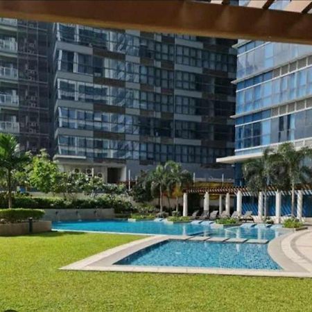 Uptown Parksuites Bgc タギッグ エクステリア 写真