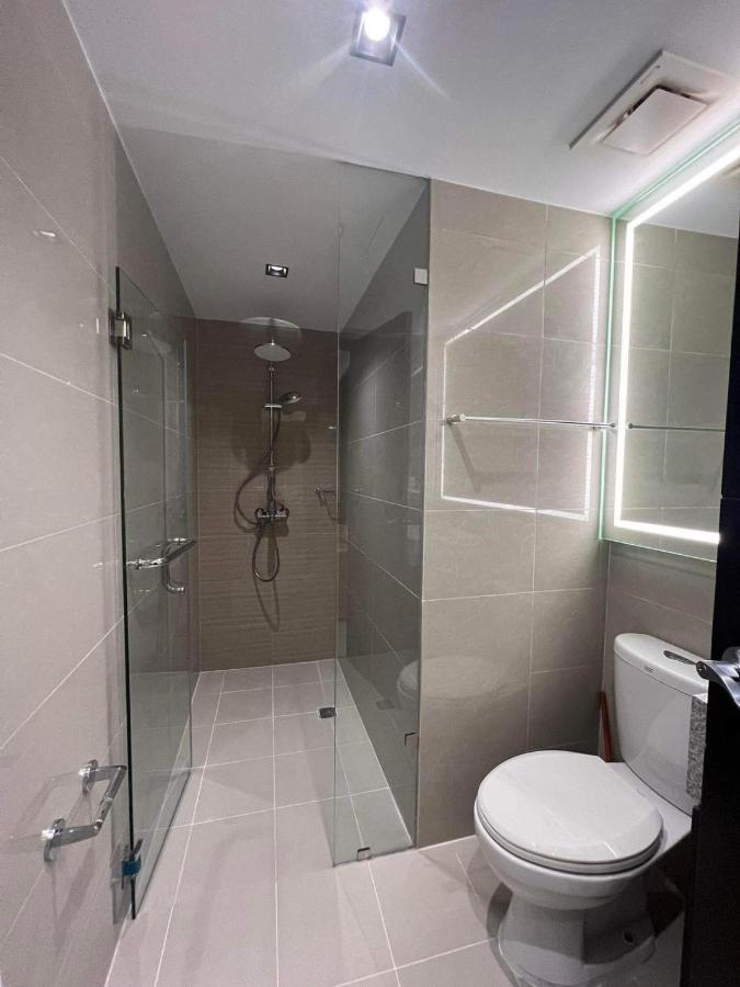 Uptown Parksuites Bgc タギッグ エクステリア 写真